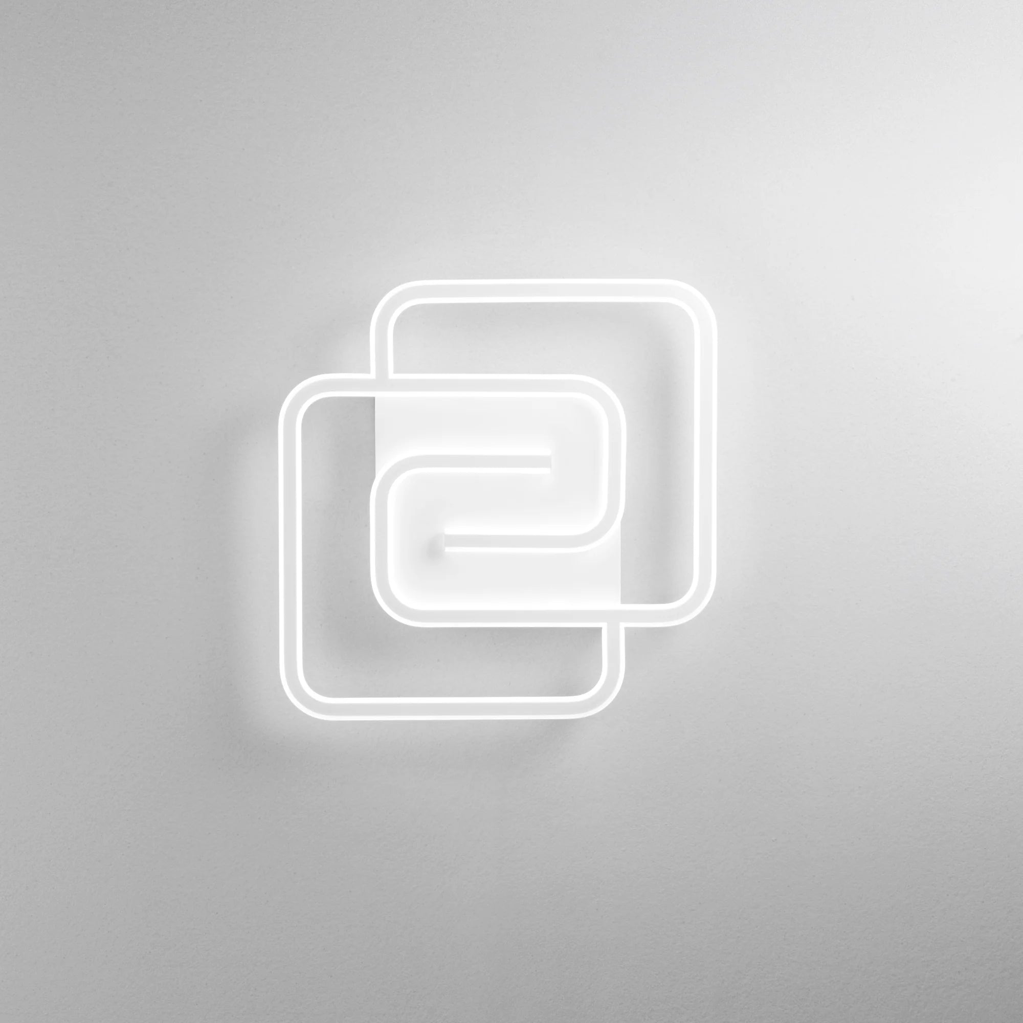 Plafoniera LED in metallo bianco con diffusore silicone disponibile in due forme 40W 5800LM CCT CAYMAN Plafoniera LED in metallo bianco con diffusore silicone disponibile in due forme 40W 5800LM CCT CAYMAN